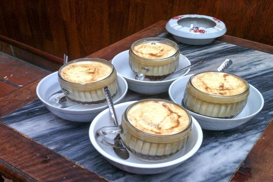 Hanoi: Small-Group Street Food Walking Tour - Sticky rice, ice cream, and the sweet finish
