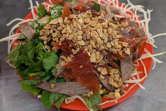 Hanoi Street Food Private Tour - Bun cha, fresh juice, and the dishes worth watching for