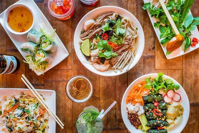 Hanoi street food tour (small group) - Pho Cuon, a Fresh Take on Pho