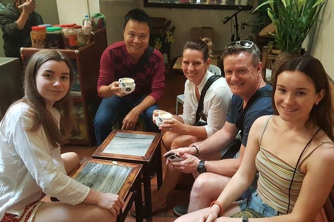 Hanoi Street Food Tour with local delicacies - Why a food walk is a smart first stop in Hanoi