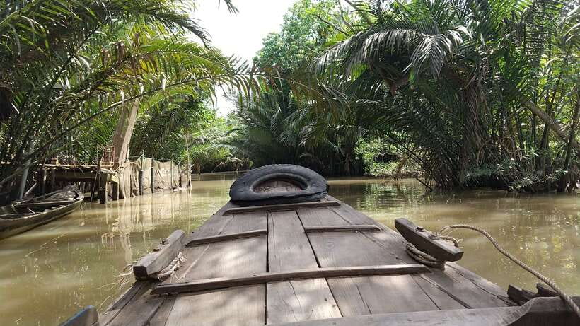 HCM: Mekong Delta Islands Boat & Tuk-Tuk Tour with Tastings - Vinh Trang Pagoda and the first taste of southern Vietnam