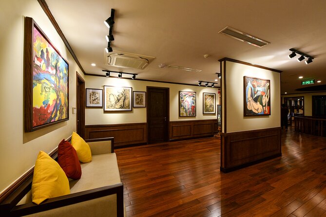 Heritage Binh Chuan 2 Days 1 Night discovery in Lan Ha Bay - Settling into a suite with an ocean-facing balcony