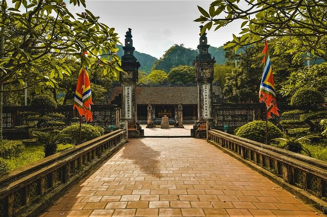 Hidden Ninh Binh Luxury Full Day Group Tour (Tam Coc - Hoa Lu) - Cycling through Ninh Binh rice country