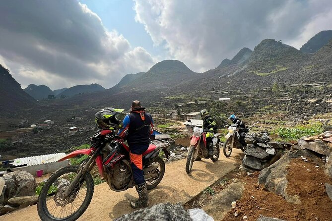 High Quality Motorcycle Dirt Bike 3 Days Tour + Private Room - Guides, drivers, and the human side of the ride