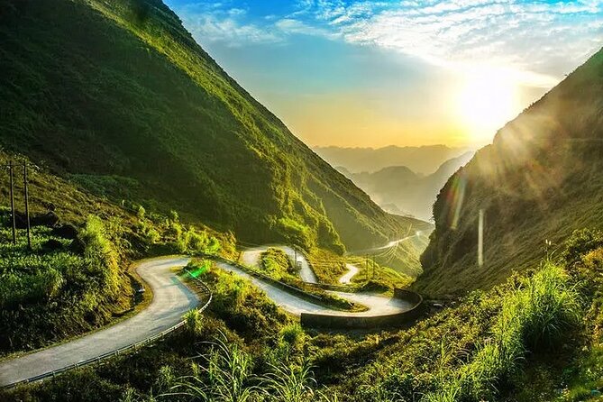 High Quality Small Group Ha Giang Loop Car Tour 2 Days 2 Nights - The Nho Que boat and the cost of a packed day