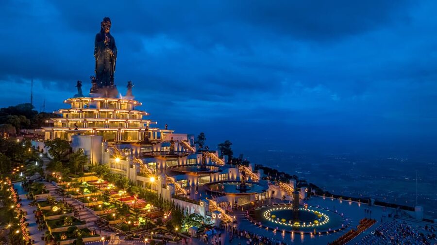 Ho Chi Minh: Black Virgin Mountain & Cao Dai Temple Tour - Why Tay Ninh makes a good day trip from Ho Chi Minh City