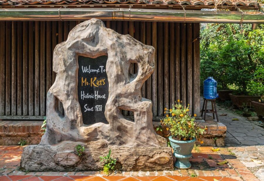 Ho Chi Minh City: Mekong River Delta Day Trip with Boat Trip - Vinh Trang Pagoda closes the day