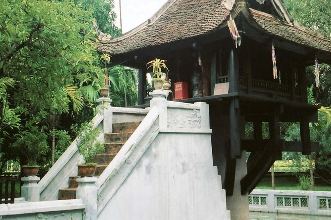 Ho Chi Minh Complex & Temple of Literature Tour (half day) - Ho Chi Minh’s modest stilt house