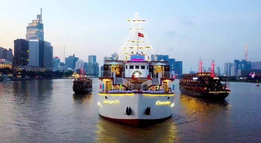 Ho Chi Minh: Private City Tour and Dinner Cruise with Buffet - Why this evening works well in Ho Chi Minh City