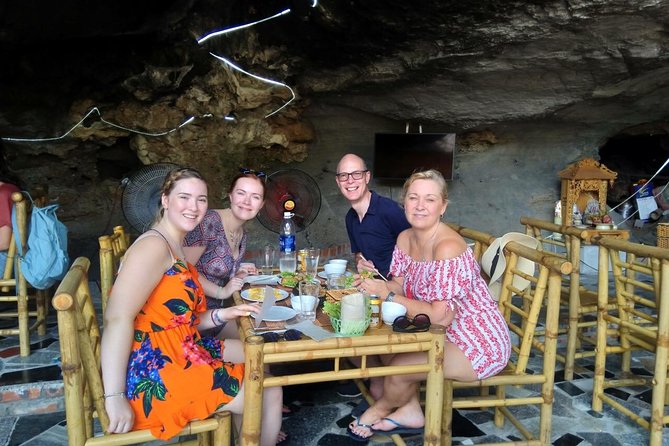Hoa Lu - Mua Cave - Tam Coc/Trang An - DELUXE Small Group Tour - Mua Cave and the 500-step climb