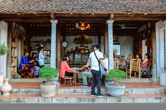 Hoa Lu - Mua Cave - Tam Coc/Trang An - DELUXE Small Group Tour - The guide can make or break the day