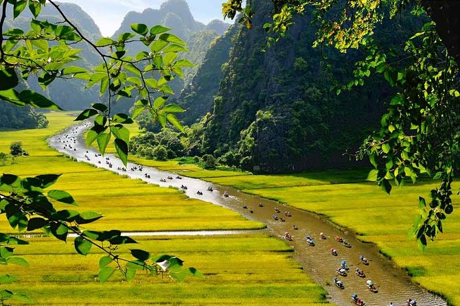 Hoa Lu - Tam Coc: Boat Trip and Bicycle Ride - Leaving Hanoi for Hoa Lu and Tam Coc