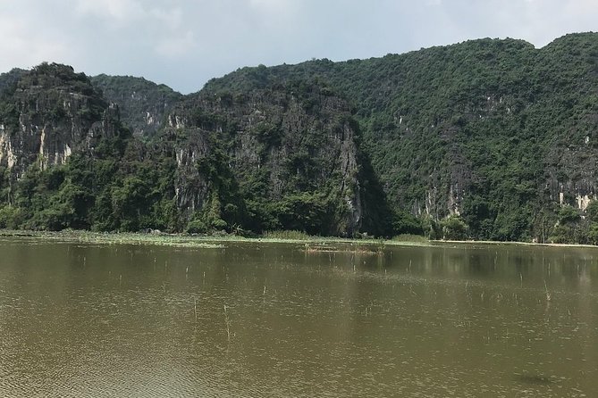 Hoa Lu - Tam Coc: Boat Trip and Bicycle Ride - Cycling through the Tam Coc countryside