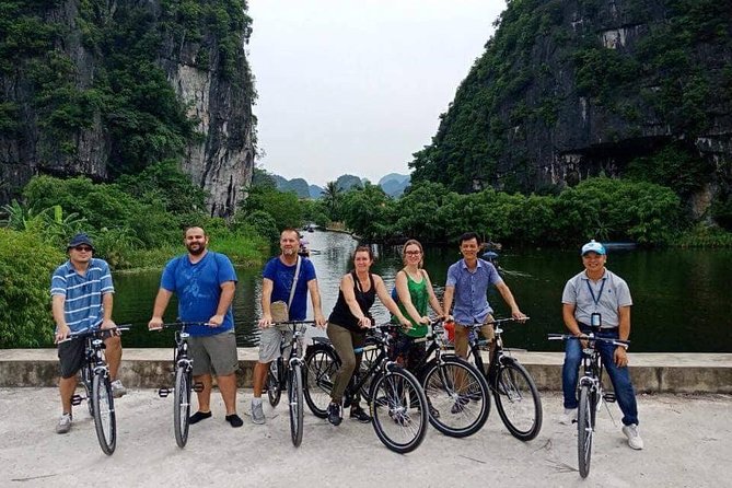 Hoa Lu - Tam Coc boat Trip and Mua Cave - Comfort, Pace, and Physical Effort