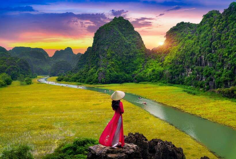 Hoa Lu, Tam Coc, & Mua Cave Day Trip with Lunch & Limousine - Why this Ninh Binh day trip works well from Hanoi