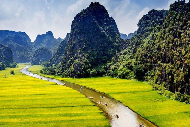 Hoa Lư Tam Coc & Mua Cave full day Including Buffets Lunch - Buffet lunch at Tam Coc