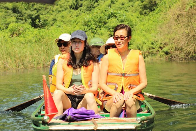 Hoa Lu Temple, Trang An boat trip & Mua Cave Mountain day trip - best selling - Lunch, optional cycling, and the middle of the day