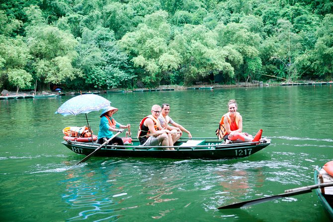 Hoa Lu Temple, Trang An boat trip & Mua Cave Mountain day trip - best selling - Is $35 a good value?