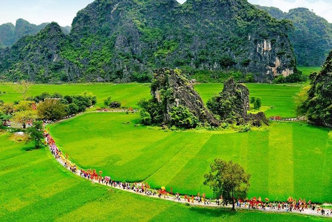HOA LU -TRANG AN -MUA CAVE Full Day Including Boat Entrance Fees and Lunch - Why this Ninh Binh day trip works from Hanoi