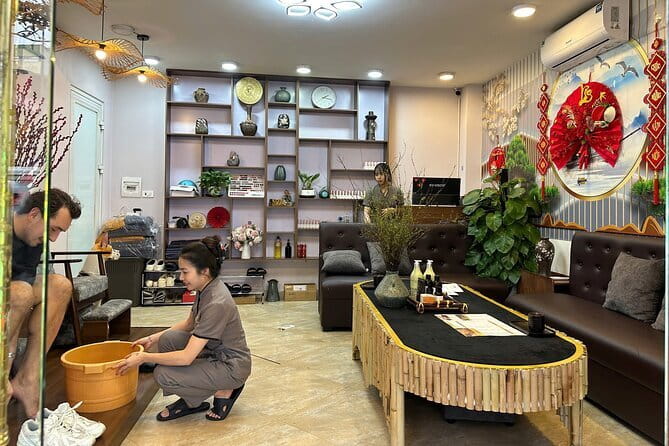 Hoang's Spa for Relaxing Foot Massage - A calm stop in the middle of Hanoi’s Old Quarter