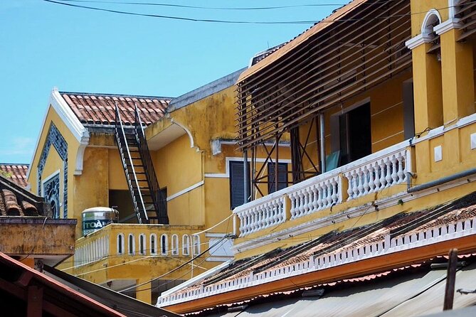 Hoi An Ancient Town Walking Tour with a Local - The guides are the real value