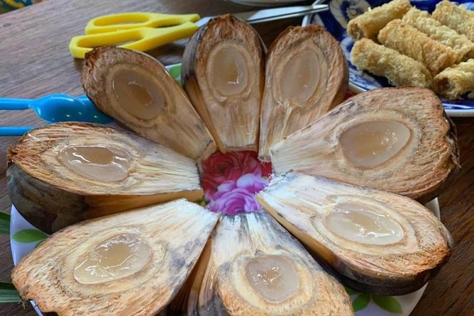 Hoi An City and Basket Boat Tour from Da Nang City - Eating lunch in a local home