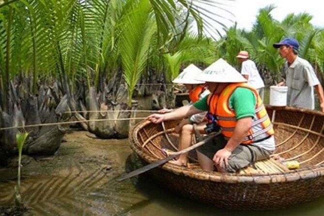 Hoi An: Coconut Basket Boat Ride in the Coconut Forest - Riding a Vietnamese bamboo basket boat