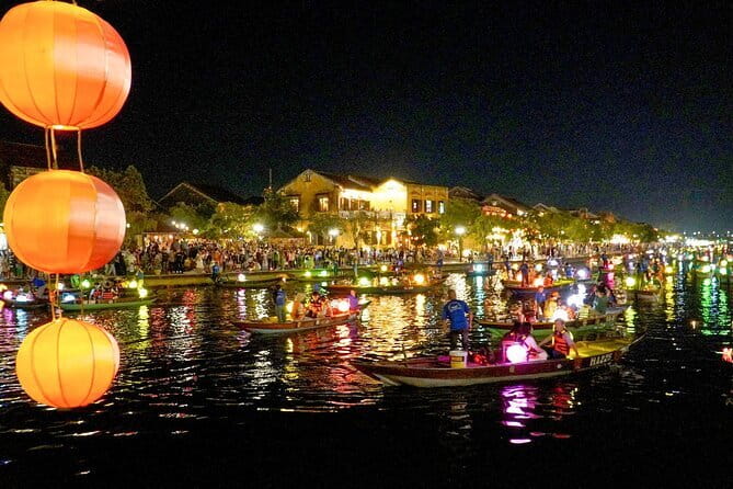 Hoi an Coconut Boat & Hoi an Ancient Town From Da nang or Hoi an - A Guide Can Shape the Evening