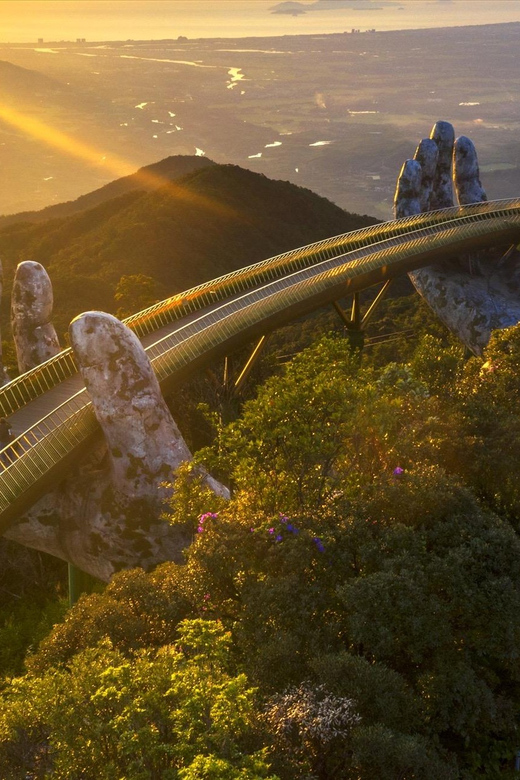 Hoi An/Da Nang : Golden Bridge , Marble Mt & Lady Buddha - Marble Mountains, caves, and the climb