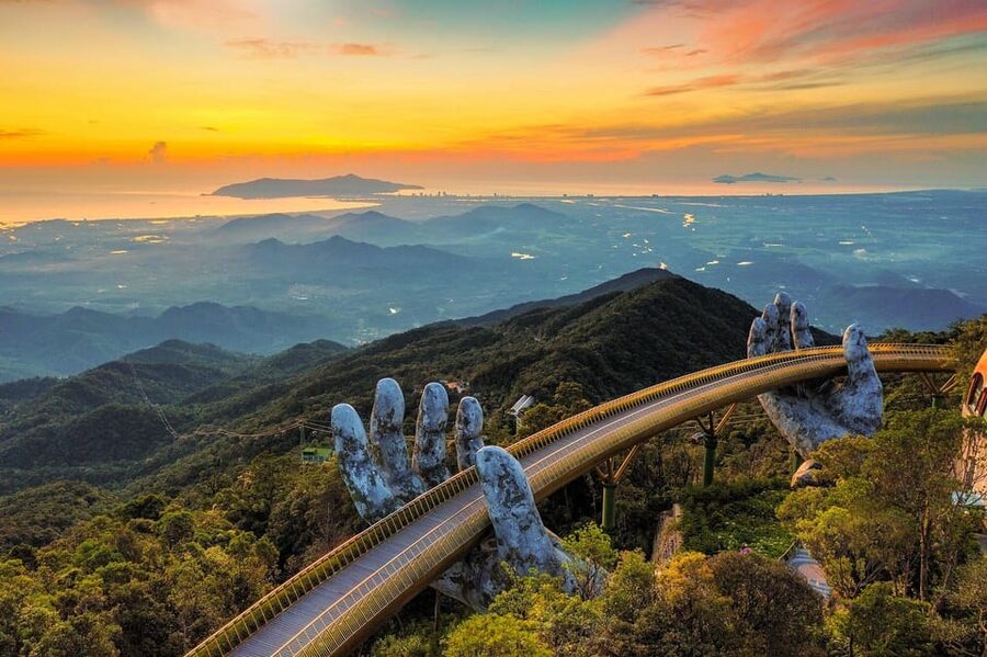 Hoi An/Da Nang: Golden Bridge , My Son Sanctuary & Marble Mt - A private car makes the long distances easier
