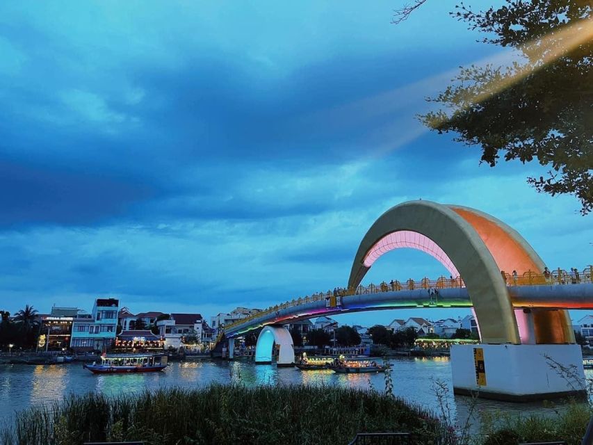 Hoi An/Da Nang: My Son Afternoon tour: Banh my and Cruise - Heat, shade, and the amount of walking