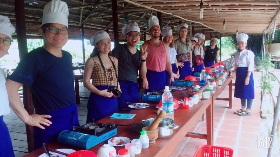 Hoi An Eco Village Cooking Class - Booking tips for a smoother experience