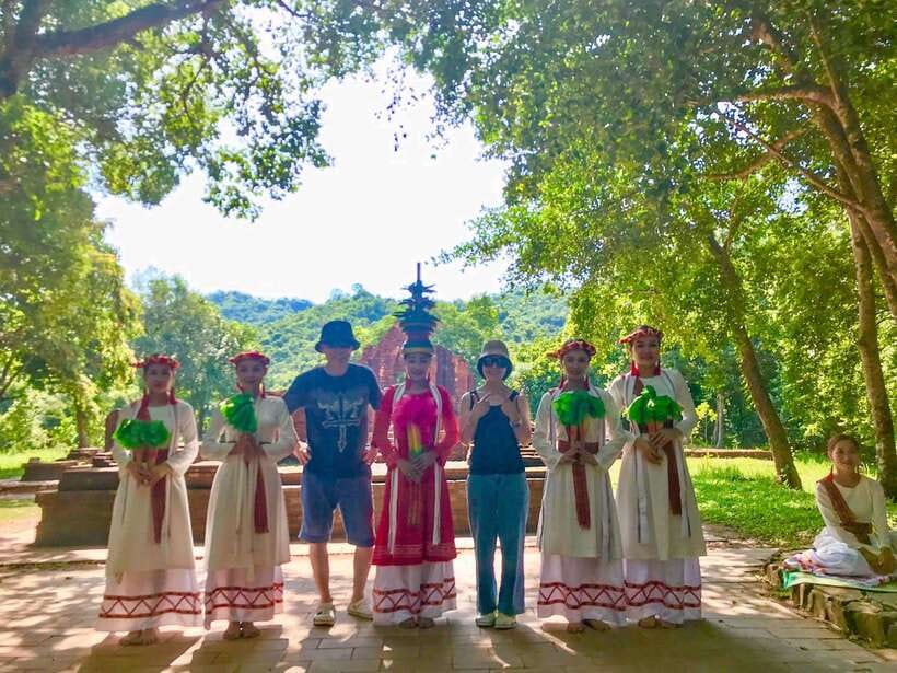 Hoi An: Half-day Excursion To My Son Sanctuary Tour - A traditional dance show adds local context