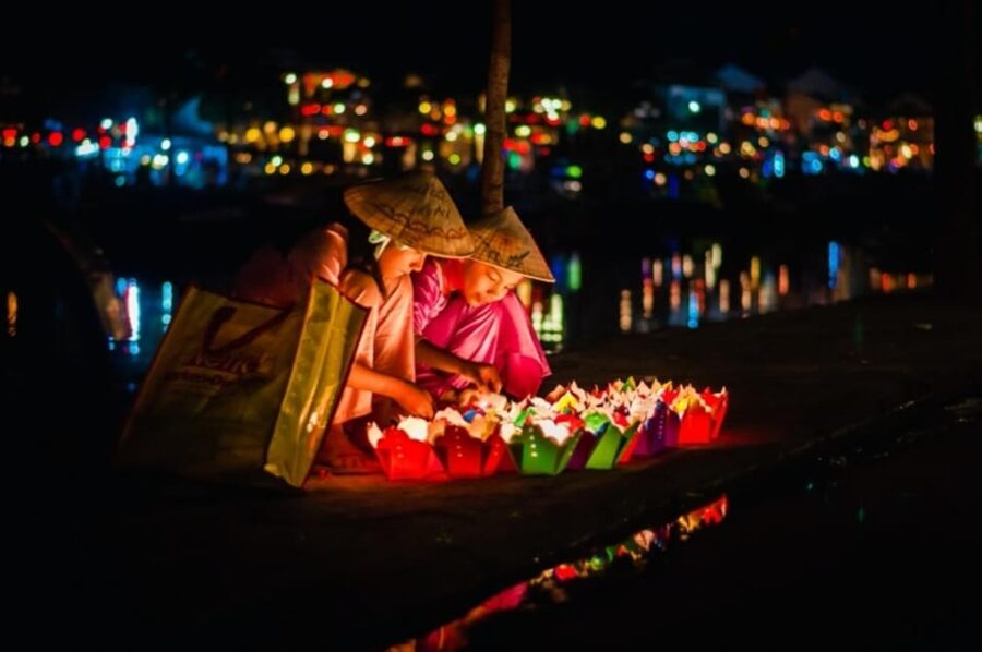 Hoi An: Hoai River Night Boat Trip and Floating Lantern - Should You Book the Hoai River Lantern Ride?