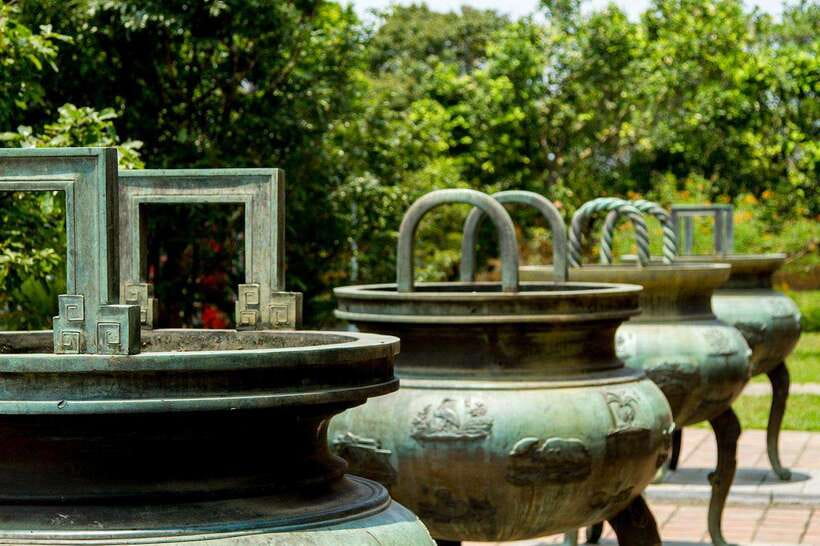 Hoi An: Imperial Hue And Scenic Hai Van Pass Discovery Tour - What the schedule feels like