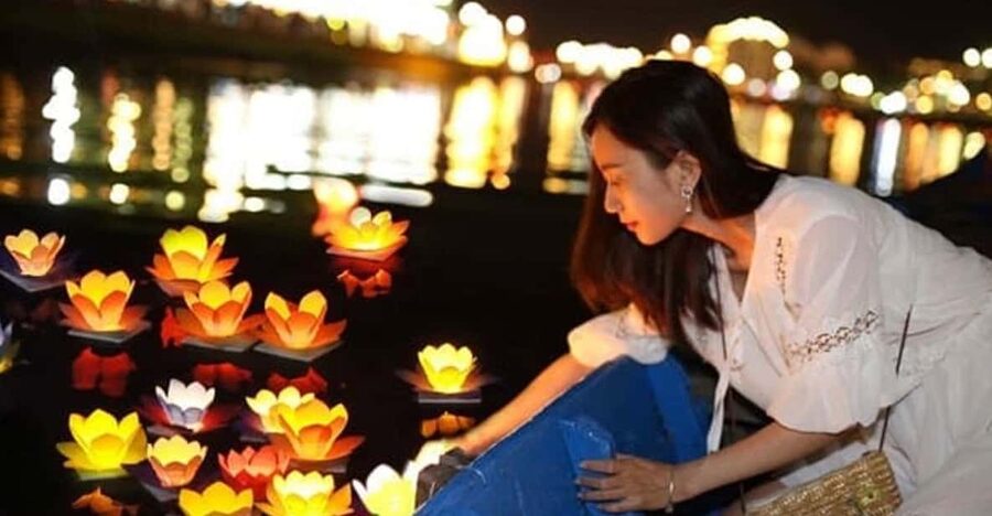 Hoi An Lantern Boat Ride on the Thu Bon River - Where the experience can fall short