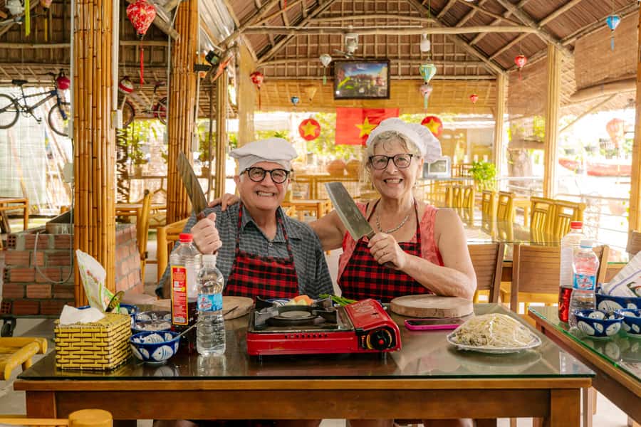 Hoi An: Lantern Making, Basket Boat, and Cooking Class - Is the tour good value at $15?