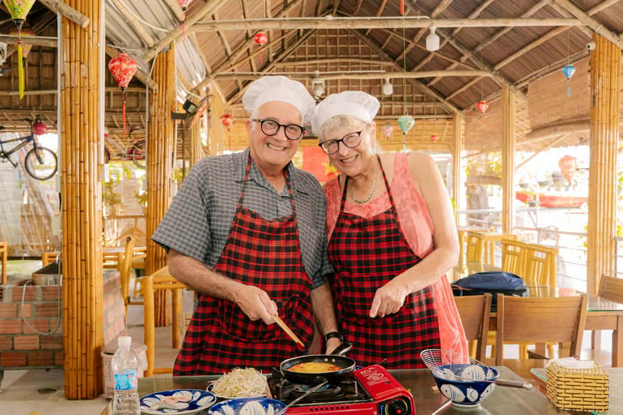 Hoi An: Lantern Making, Basket Boat, and Cooking Class - Transport, meeting points, and comfort