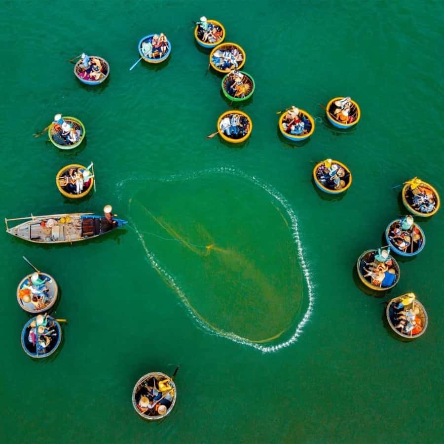 Hoi An: Lantern Making, Basket Boat, and Cooking Class - Starting at the local market around 8:30