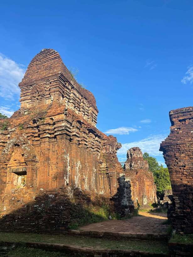 Hoi An: My Son Ruins: Guide-Bus-Boat-Cultural Show-Lunch - Who Should Book This My Son Tour?