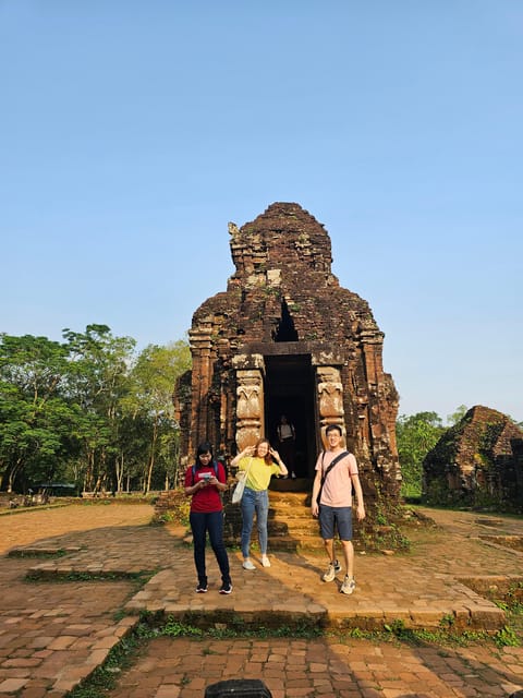 Hoi An: My Son Sanctuary Sunrise Tour - Mi Quang Breakfast After the Ruins