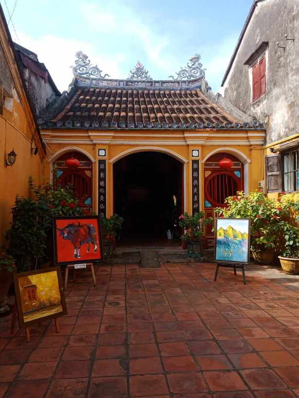 Hoi An: River Lantern Boat Experience with Free 5G eSIM - Meeting at 153 Tran Phu Street
