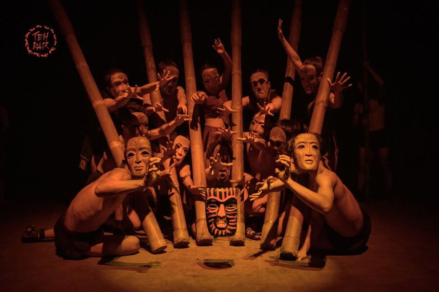 Hoi An: Teh Dar Vietnamese Bamboo Circus at Lune Center - Music That Pushes the Show Forward