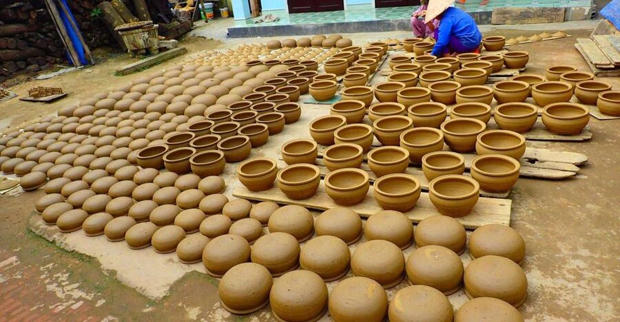 Hoi An: Thanh Ha Village Tour with Pottery Making and Gift - The Traditional Pot-Breaking Game