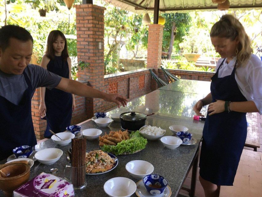 Hoi An: Traditional Cooking Class & meal with Local Family - The people make more difference than the menu