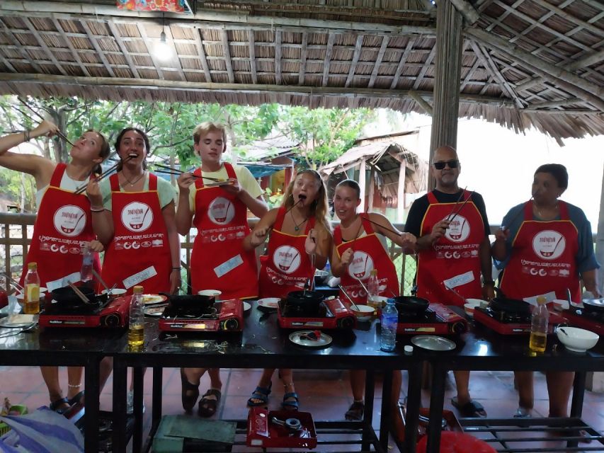 Hoi An:Traditional Cooking Class with Cam Thanh Local Family - Welcome tea before the cooking begins