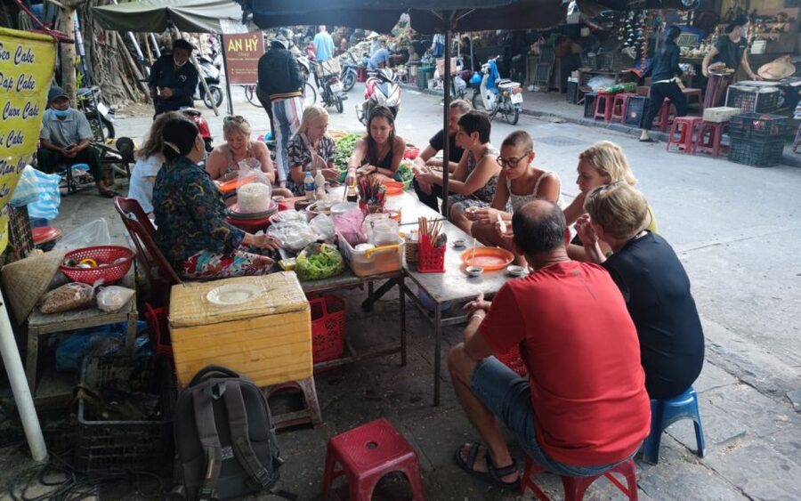 Hoi An Vegan Food Tour - Black Sesame Soup and a taste of local belief