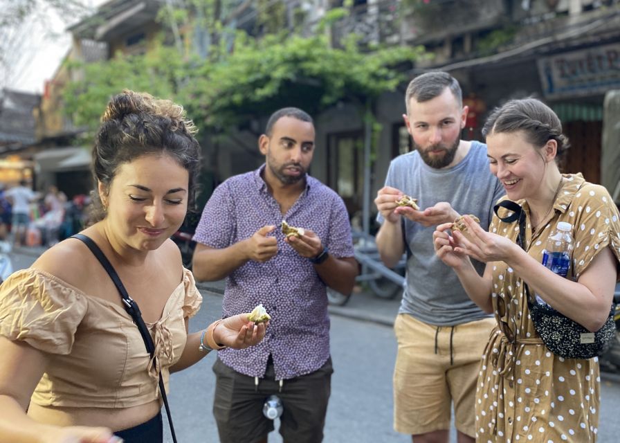 Hoi An Vegan Food Tour - Meeting the guide outside Hoi An Post Office