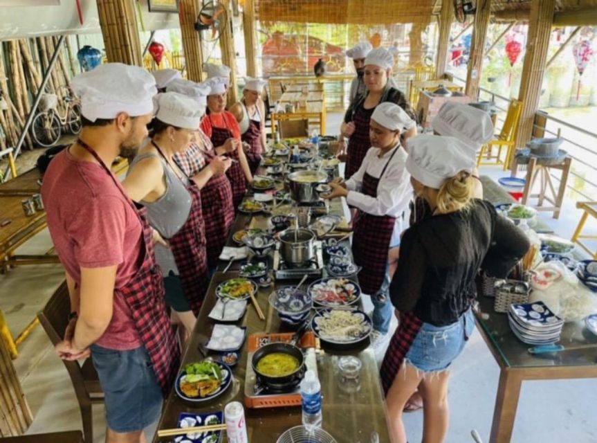 Hoi An : Vegetarian Cooking Class W Optional Coconut Village - Transport, timing, and group size