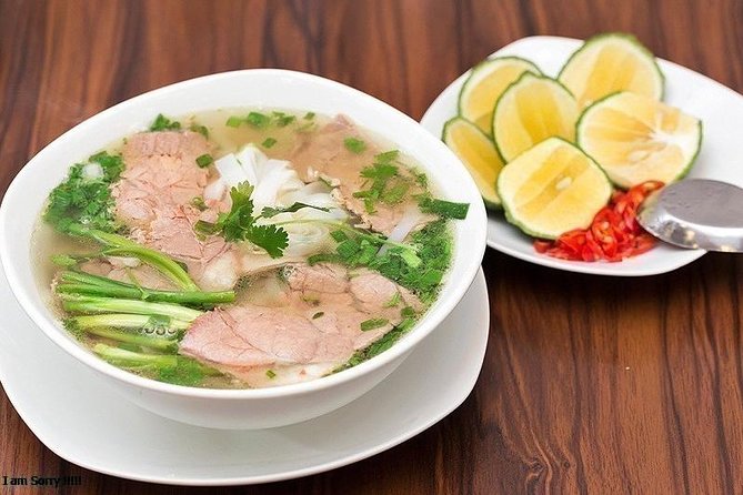 [HOT] Hanoi Old Quarter Walking Street Food - Small Group Tour - Dietary needs, group size, and comfort